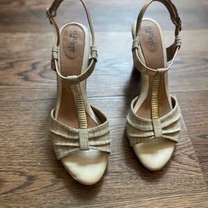 Eurosoft Beige & Gold Linen Fabric Open Toe Heel Size 9.5